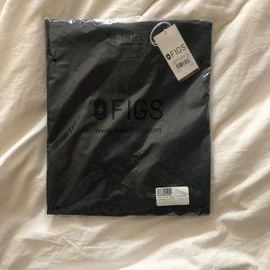 Figs Scrub Top